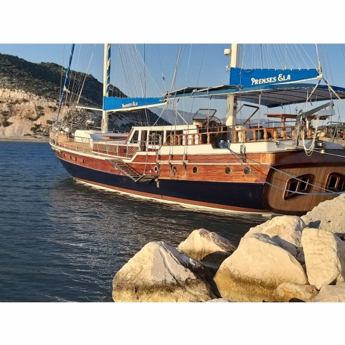 Tekne Kiralama H720 Prenses Ela Üst Sınıf 14 Kişilik Gulet
